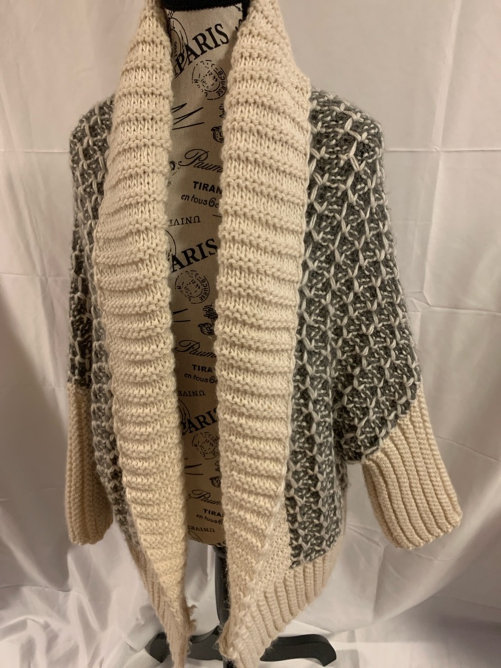 Noelle O/S sweater cream/ grey